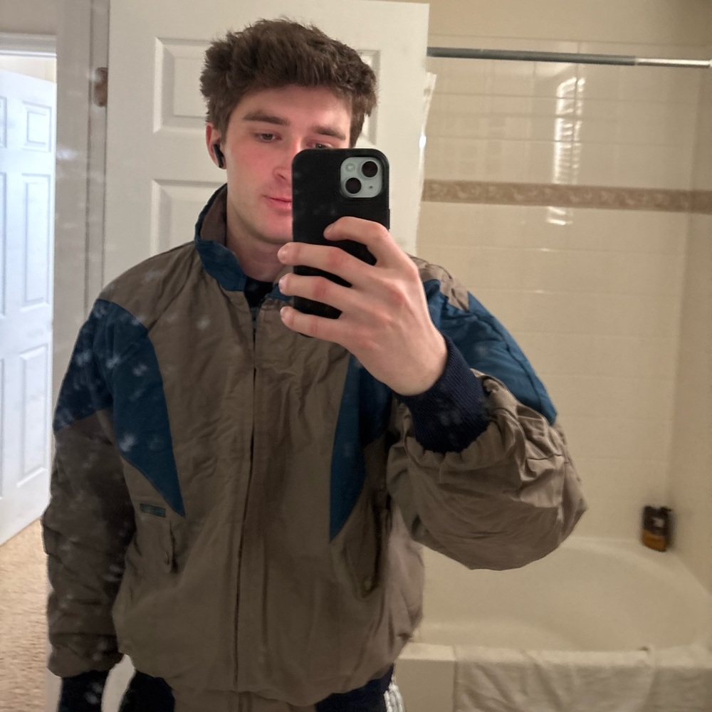 Meet your Posher, Ryan